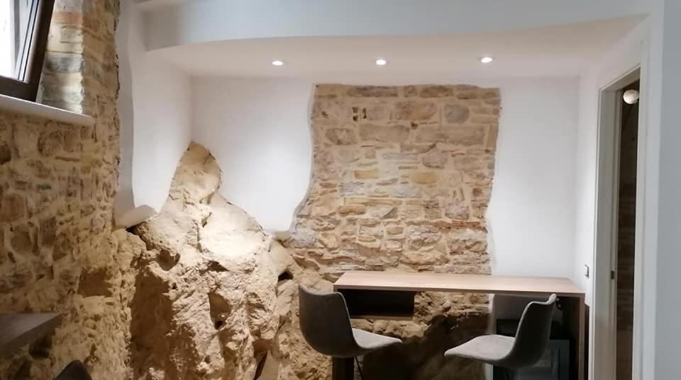 B&B Sotto Le Mura Pietra Montecorvino Экстерьер фото